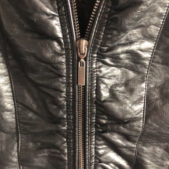 Size S Le Chateau Black Leather Jacket - Picture 5 of 7